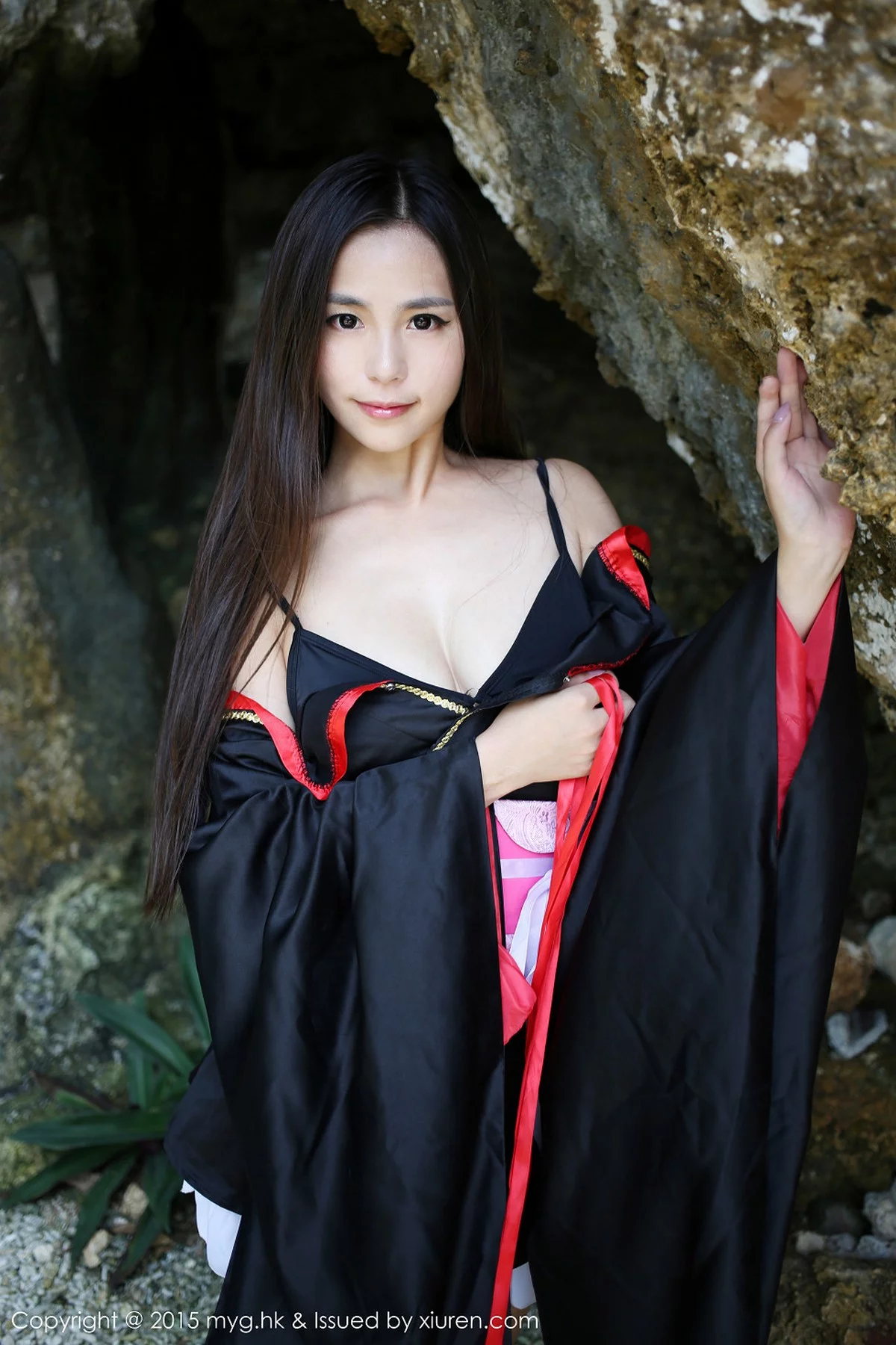 Xrmnw.Com[MyGirl美媛馆]Vol.136_嫩模Moa小姐菲律宾长滩旅拍日本和服秀完美曲线写真61P