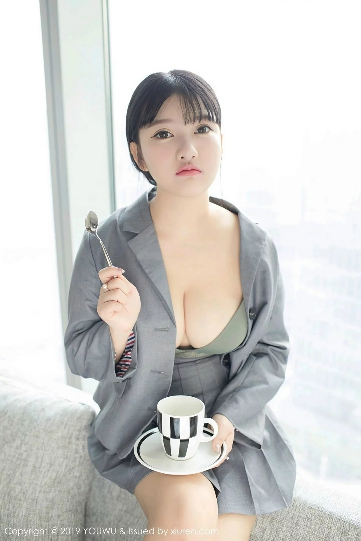 Xrmnw.Com[YouWu尤物馆]Vol.138_巨乳嫩模小尤奈私房黑色高叉连体内衣秀傲人豪乳诱惑写真59P