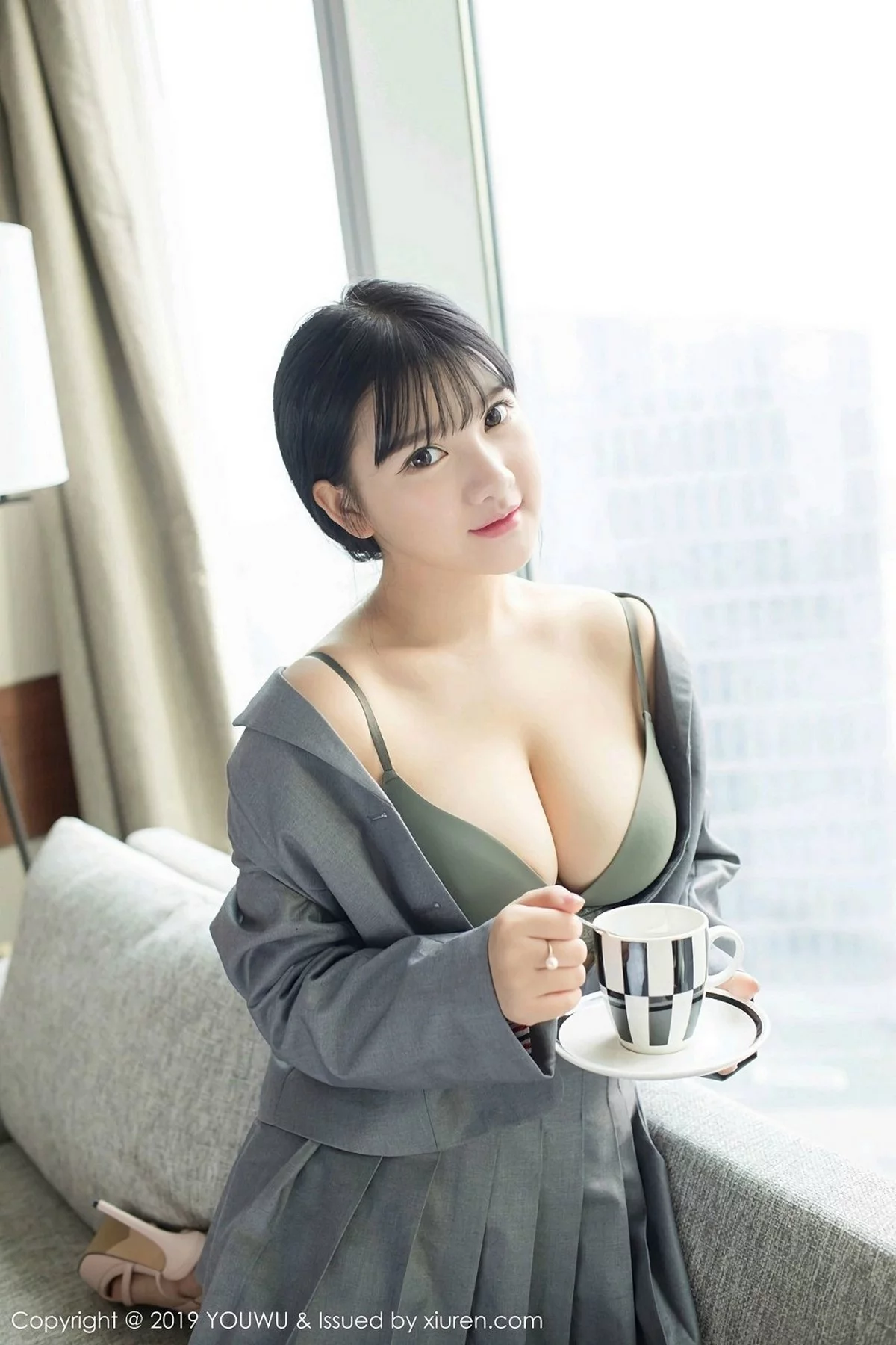 Xrmnw.Com[YouWu尤物馆]Vol.138_巨乳嫩模小尤奈私房黑色高叉连体内衣秀傲人豪乳诱惑写真59P