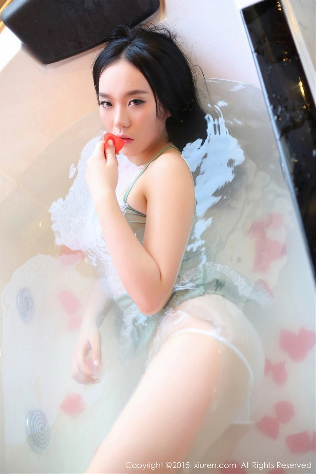 Xrmnw.Com[XiuRen秀人网]No.273_国产嫩模Jennifer小若居家情趣内衣系列性感美胸写真98P