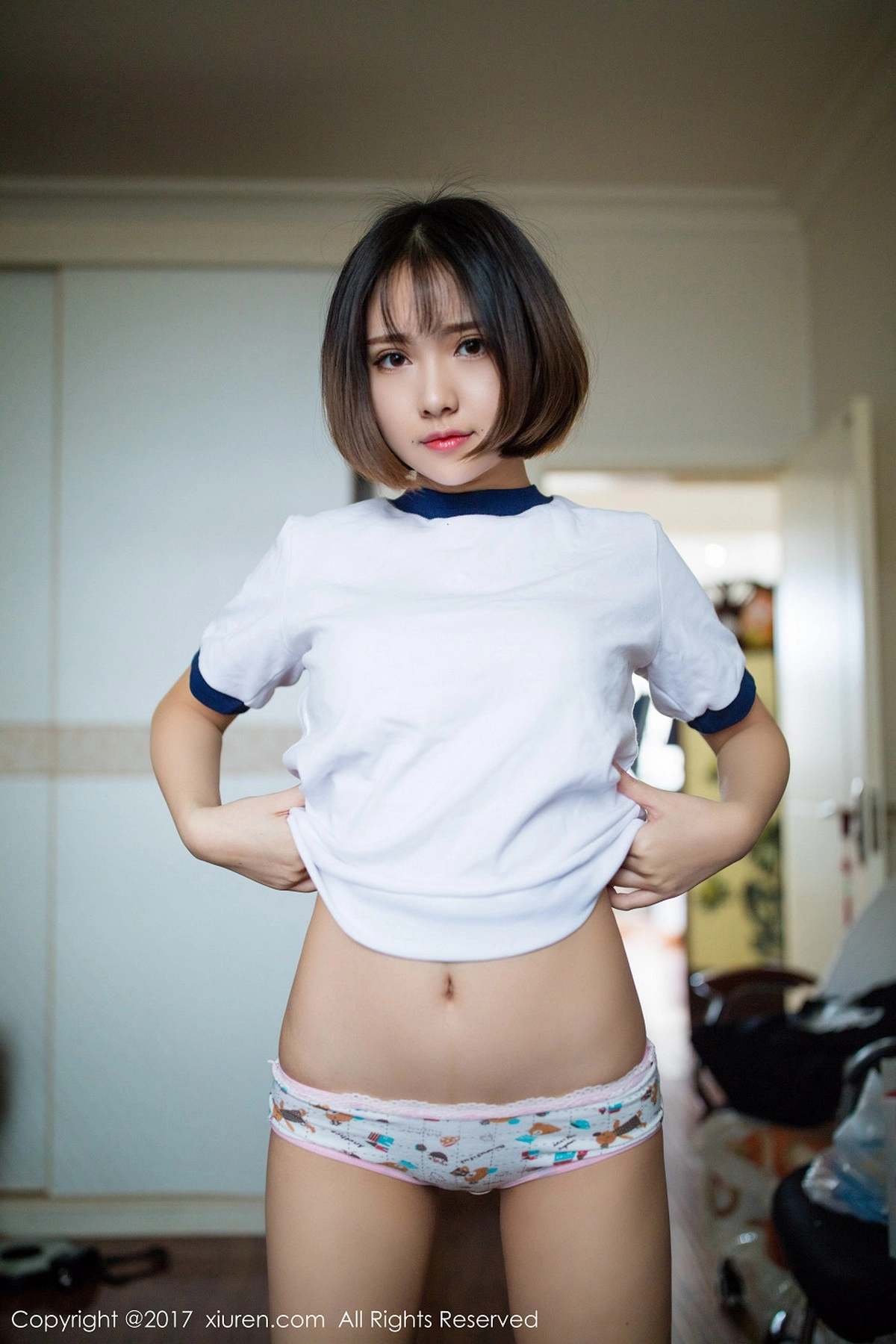 Xrmnw.Com[XiuRen秀人网]No.736_童颜巨乳萝莉小魔女奈奈居家美少女撩衣秀半球诱惑写真41P