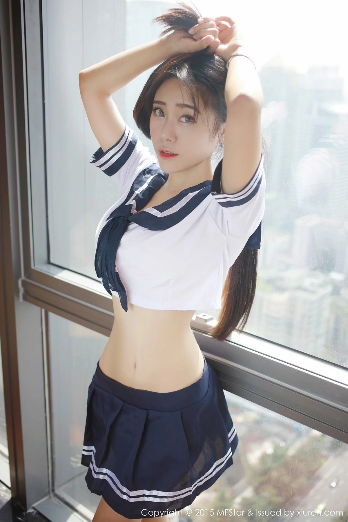 Xrmnw.Com[MFStar模范学院]Vol.032_嫩模兜豆靓Youlina半脱学生制服诱惑美臀写真42P