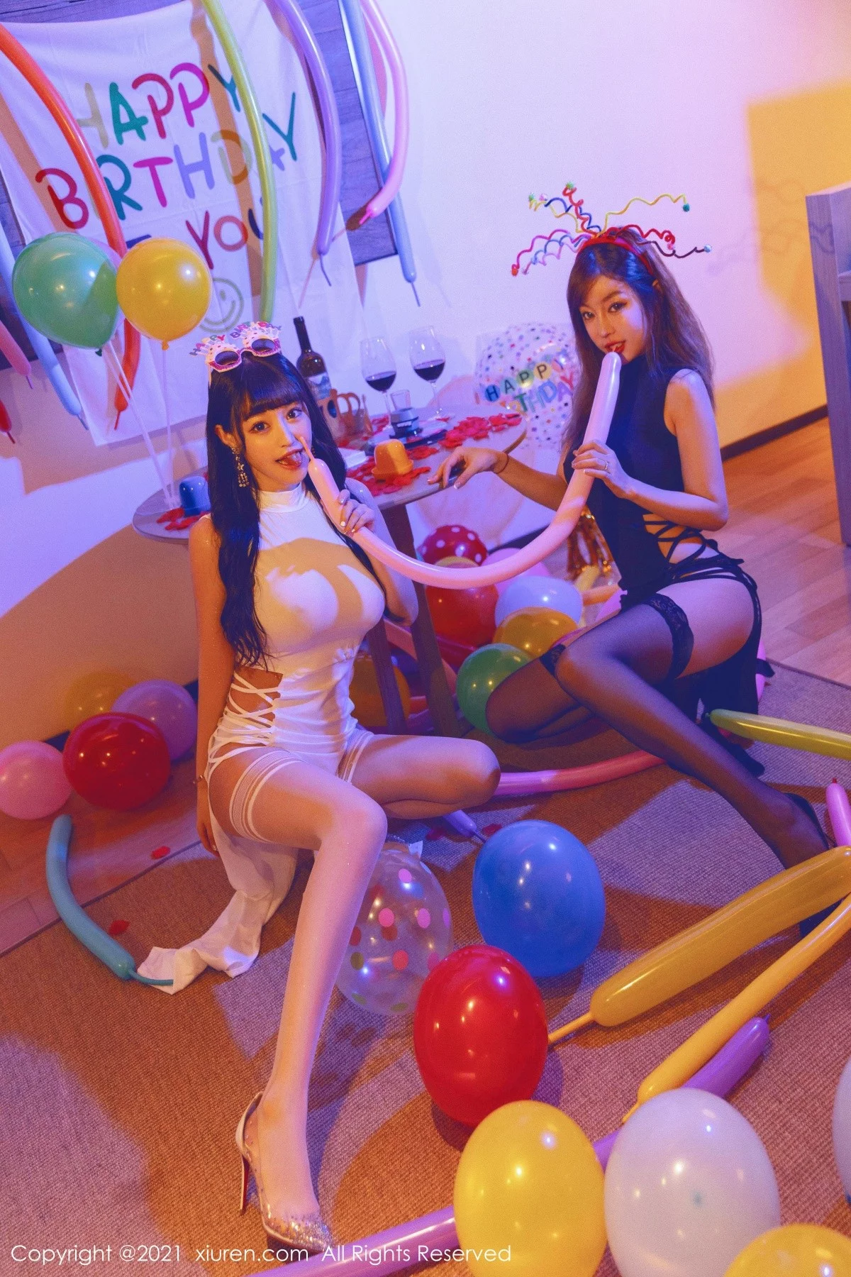 Xrmnw.Com[XiuRen秀人网]No.4025_女神王雨纯＆朱可儿生日party主题私房暗色灯光下撩人诱惑写真98P