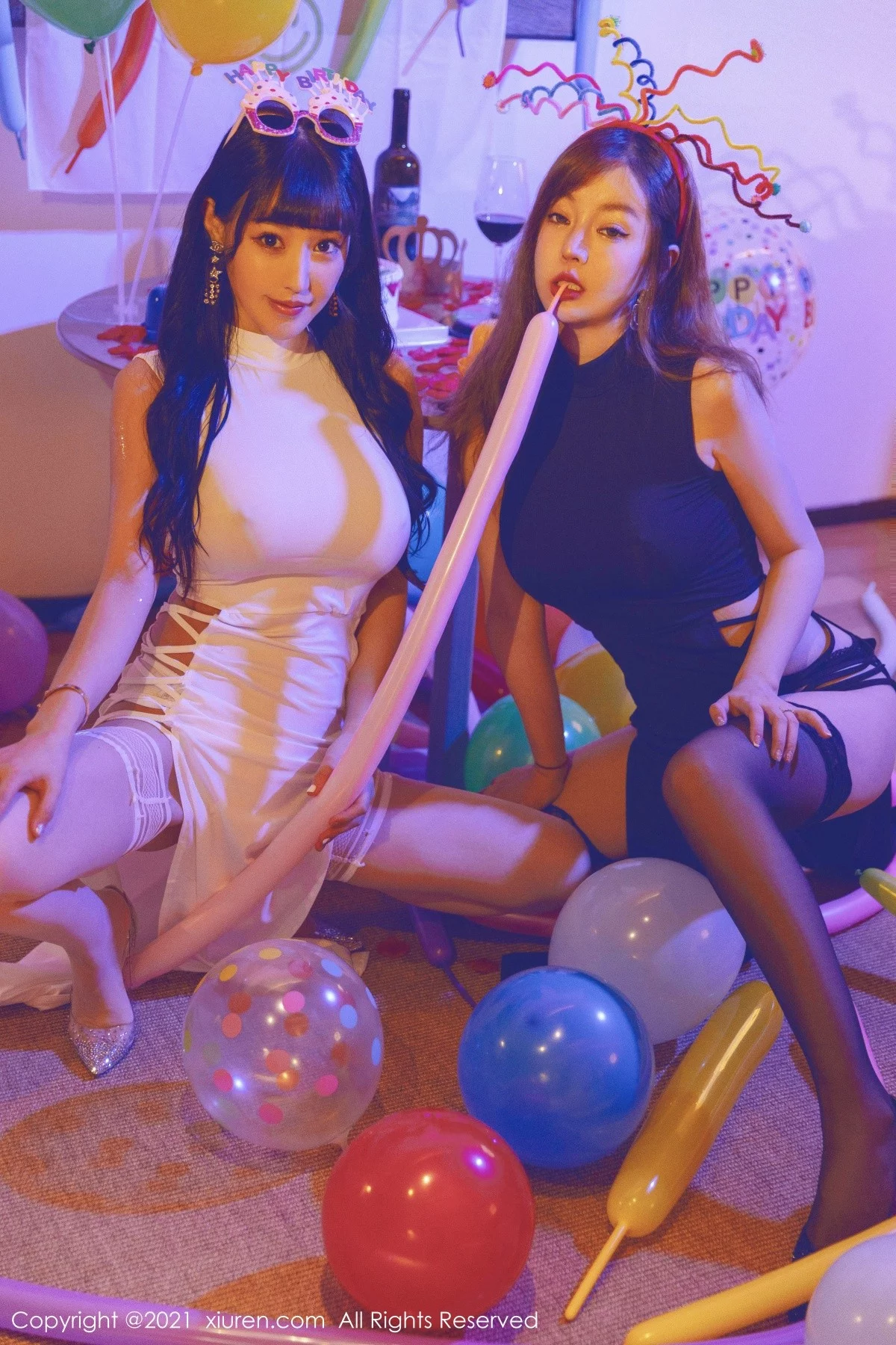 Xrmnw.Com[XiuRen秀人网]No.4025_女神王雨纯＆朱可儿生日party主题私房暗色灯光下撩人诱惑写真98P