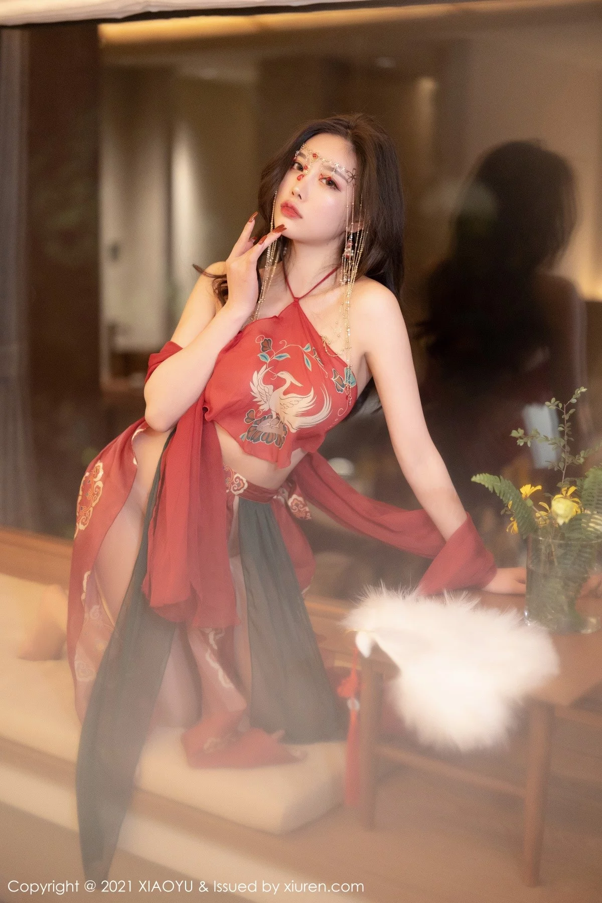 Xrmnw.Com[XiaoYu画语界]Vol.688_女神杨晨晨sugar丽江心愿旅拍私房红色古装肚兜撩人诱惑写真83P