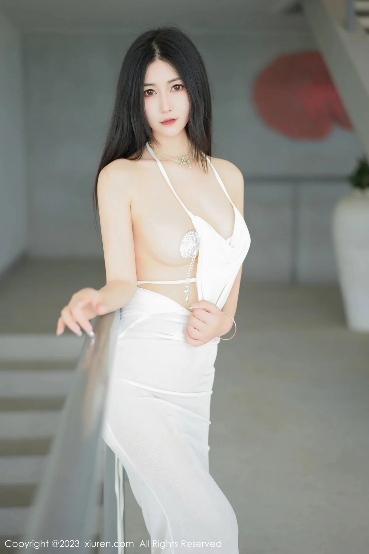 Xrmnw.Com[XiuRen秀人网]No.6678_模特laura阿姣户外泳池大尺度露傲人豪乳血滴子遮点诱惑写真83P