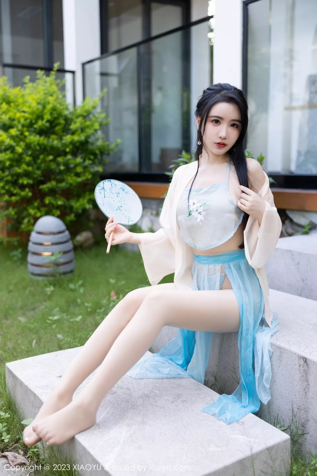 Xrmnw.Com[XiaoYu画语界]Vol.1057_女神Cherry樱桃酱淡蓝古装服饰配超薄肉丝秀惹火身材诱惑写真81P