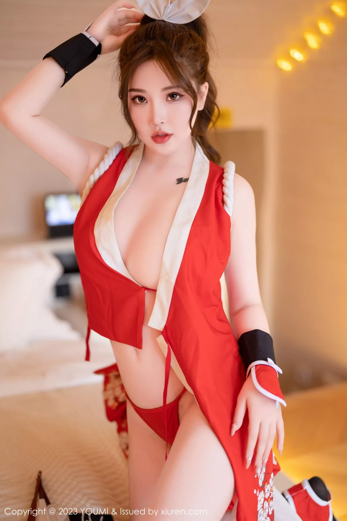 Xrmnw.Com[YouMi尤蜜荟]Vol.962_模特小海臀Rena红色不知火舞cosplay服饰秀浑圆翘臀诱惑写真70P