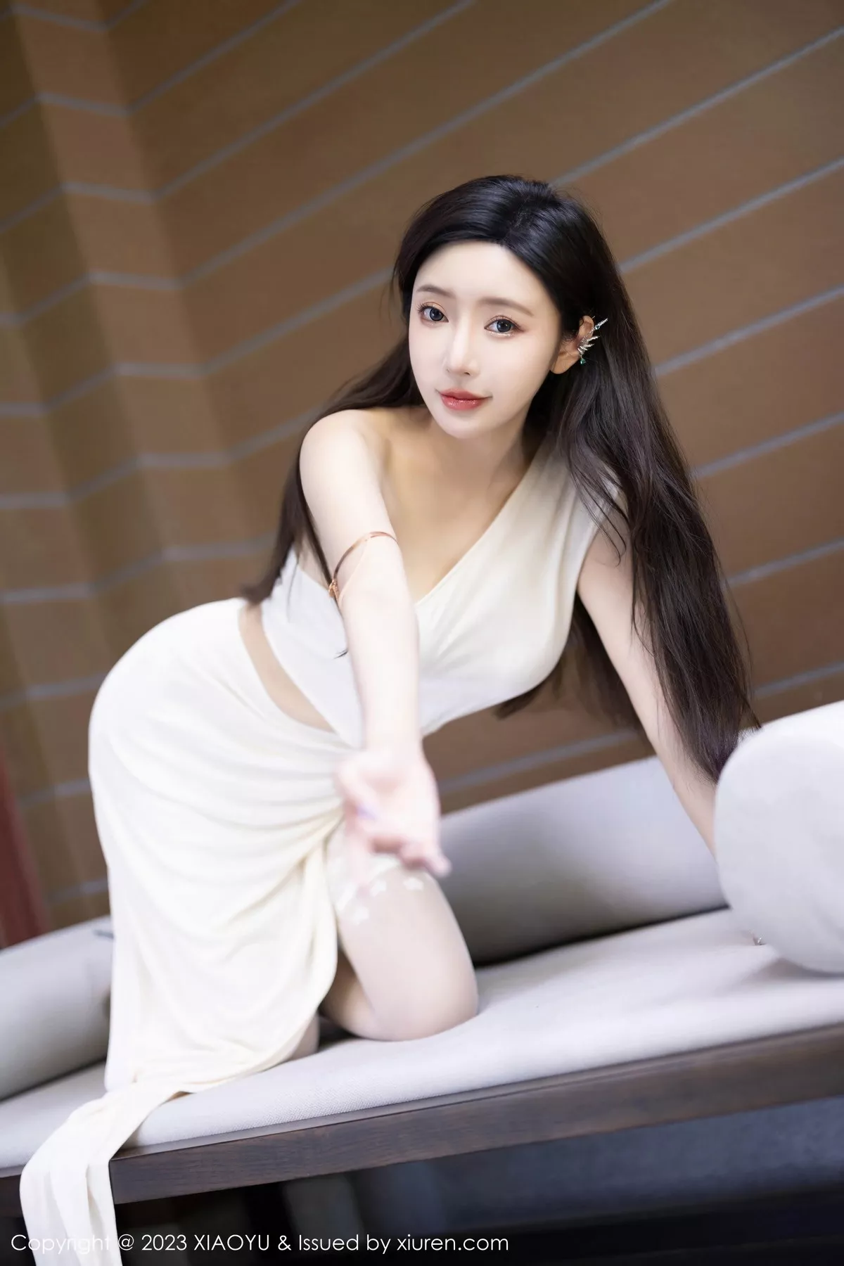 Xrmnw.Com[XiaoYu画语界]Vol.1082_女神王馨瑶yanni白色连衣裙露黑色情趣内衣秀惹火身材诱惑写真86P