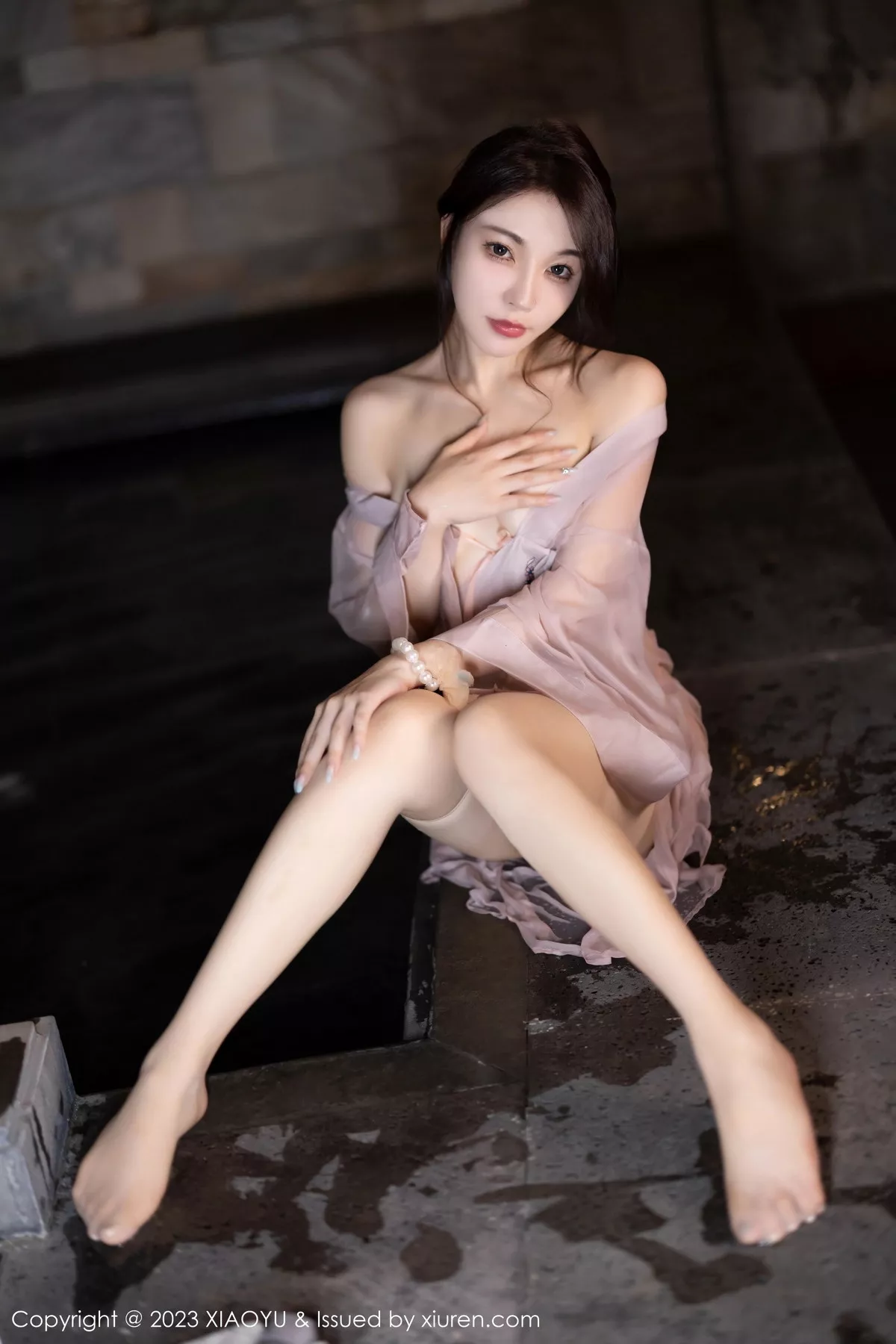 Xrmnw.Com[XiaoYu画语界]Vol.1076_女神徐莉芝Booty性感轻透薄纱服配超薄肉丝秀曼妙身姿诱惑写真84P