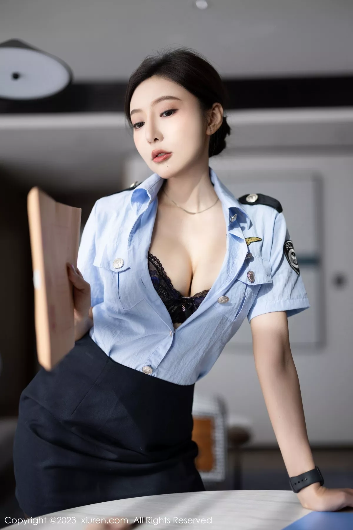 Xrmnw.Com[XiuRen秀人网]No.7340_女神王馨瑶yanni性感女警制服露黑色蕾丝内衣秀惹火身材诱惑写真82P